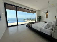 Luxury Villa w/ Ocean, Mountain Views, King Suites & Hot Tub - Sleeps 10 - Dağ Manzaralı