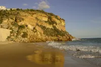 'For those who Demand Much' UNIQUE PENTHOUSE 3min WALK to BEACH. 1TB!Fiber WiFi. - 2-Star