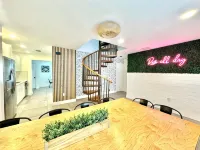 The Hampton • Private Pool • 5 Min to 5th Ave • 10 Min to Beach • Sleeps 16