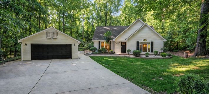 FullyFenced/PetFriendly/BBQ/Fire-pit/DT-Waxhaw/The Bowl-20Mins/Waverly-12Mins Hotels in Union County