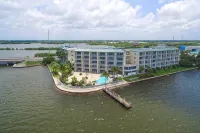 Waterfront Condo w/ Pool & Hot Tub! Mins to Beach! - 3-Star
