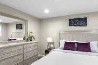 Modern 1-BR Apartment
