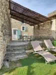 GIte in a quiet hamlet near Gordes - 2 étoiles
