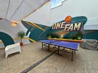 One Fam Madrid - مطابخ