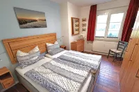 Our Attractive Vacation Apartment for 2 People with Excellent Facilities. - Homestays