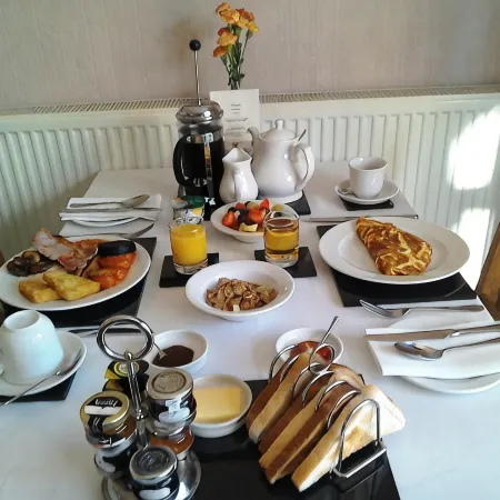 South Lodge Guest House
