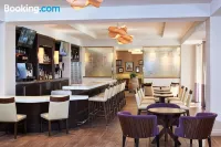 DoubleTree by Hilton Irvine Spectrum - Bar