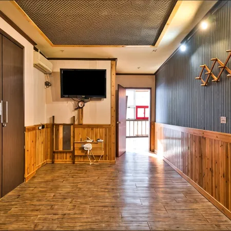 Circle Pension in Daebu Island Отели рядом с достопримечательностью «Загородный клуб Island»