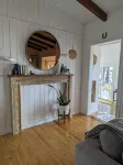 Dreamy Cottage right on the Lake, Dog Friendly! - Homestays