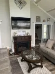 Newly Remodeled Home across the road from Weiss Lake - 3-Star
