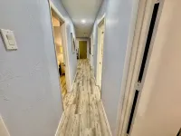 Heart of GNV with King beds, High speed Internet and 75 inches small TV - Bungalows