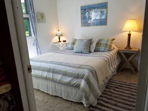 Walk to Lake Michigan Beach from Cottage in the Woods - *Seaside Fired Smores* - 2-Sterne