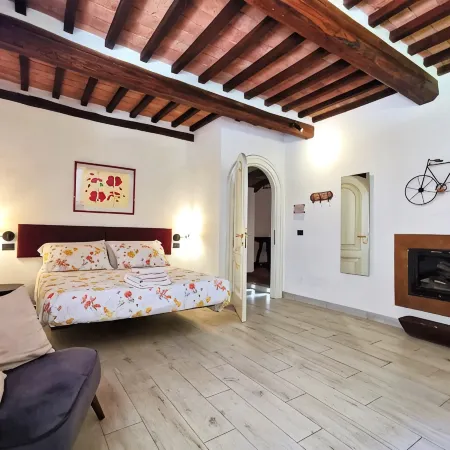 "Il Focolare" Superior Apartment in Monticchiello
