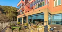 Geoje Island Adria Pool Villa Pension - 4-Sterne