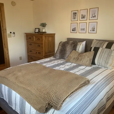 Spacious Mountain Home in Helen Georgia! Innsbruck Community Hot Tub! Fire Pit!