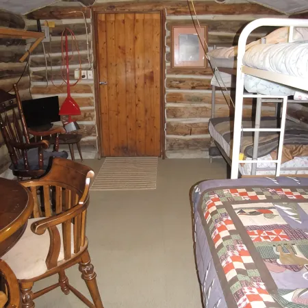 Cozy rustic cabin on Little Sheep Creek at foot of Lima Peaks
