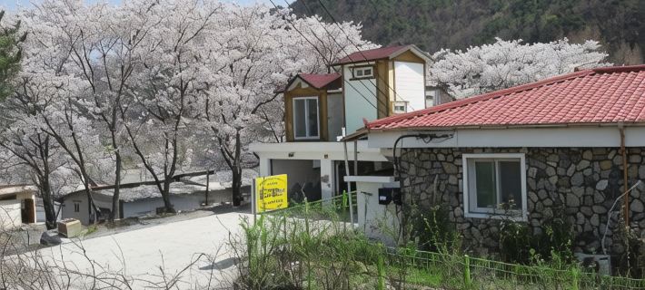 Cheongdo Gangbyeon Dolgorae Pension Ξενοδοχεία στην πόλη Cheongdo-gun
