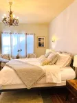 Luxury Spacious Historic Home - College Hill - 2mi. to Downtown - Boutique