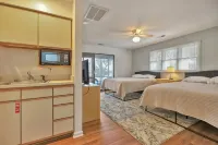 Spacious 4 bed/ 4 bath Villa on Golf Course - Wifi
