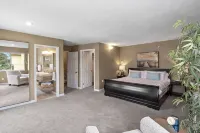 Beautiful Liberty Lake Waterfront House - Jakuzi