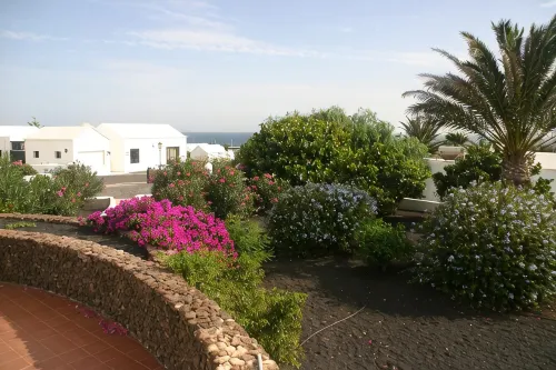 Large privately owned villa, close to beaches - Villas