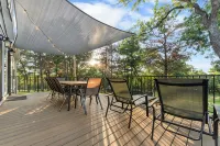 Lost Pines Cabin - 15 Acres, Dog Friendly, Hiking, Campfires, Bastrop, Cota, BBQ - 3-Star