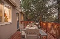 Southwest Mountain Getaway w/ Hot Tub & Game Room, Pet-Friendly - Familievenlig