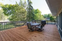 Updated 3 bed + office ranch home close to Downtown Madison - 3성급