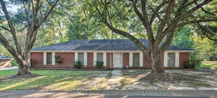 Peaceful Home, Colleges-Hospitals-Shops Close, Corporate Bookings Welcome Hotels in Jackson