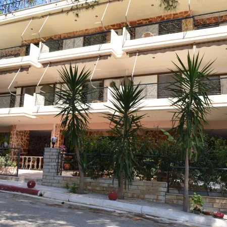 Apartments Zoumperi