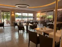 Hotel am Untersee - Breakfast