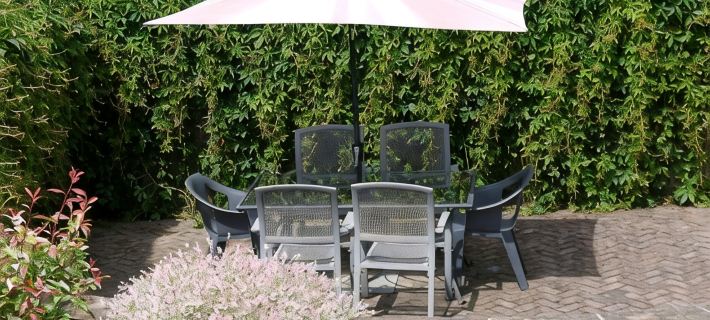Spacious Modern Family & Dog-Friendly Bungalow Near Widemouth Bay & Bude Hotels in Bude