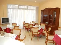 Hotel Cristal 1 - พร้อมระเบียง