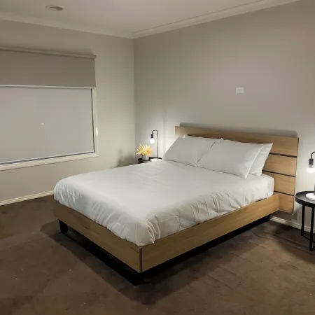 Modern waterfront luxury escape near Shepparton Hotels in Shepparton