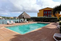Oceanfront Luxury Living - 2 Bedroom Condo - Beach