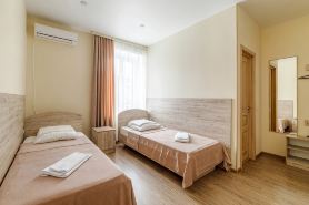 Hotel Platon