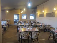 Battlefords Inn - Motels