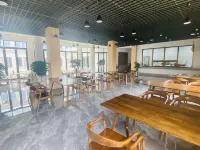 Fengning Bashangyu One-Star House 펑닝 호텔
