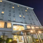 Hotel Castle Inn Yokkaichi Hotel dekat JR Tomidahama station