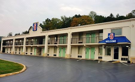 Motel 6-Kingston, TN - Housity