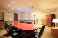 Hotel Universel Alma Các khách sạn ở Lac-Saint-Jean-Est Regional County Municipality