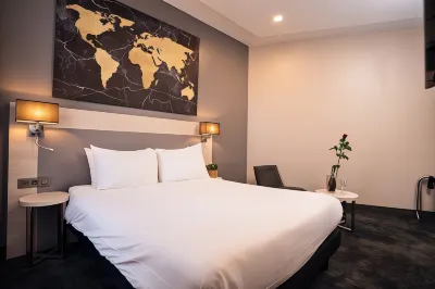 Hôtel Univers
