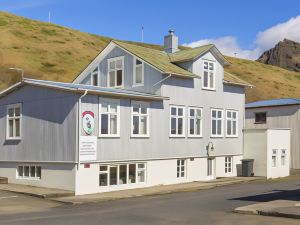 Puffin Hostel Vík