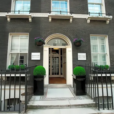 Bloomsbury Palace Hotel Отели рядом с достопримечательностью «Вест-Энд»