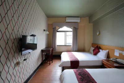Crown Hotel