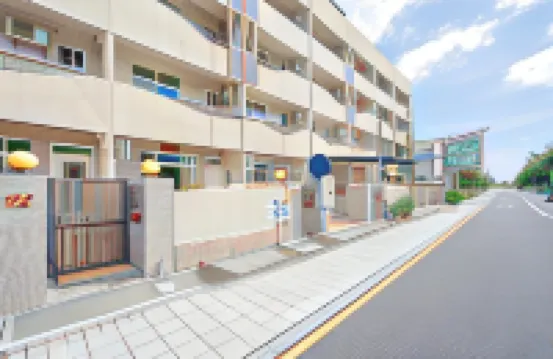 台東嶼光智能入住旅宿｜彩虹石榴＆囍福圓合 鄰近台東車站的酒店