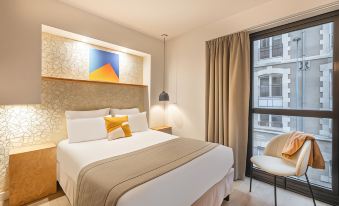 Hotel Izzy