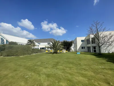 아르카디아 란니온 Eglise de Brélévenez 주변 호텔
