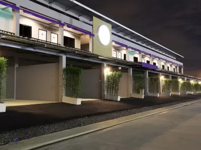 Eazy Motel B.a.n.g.n.a Hoteles en Distrito de Bang Phli