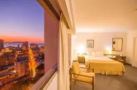 Hotel Cristina Suites Hôtels à : Lechería